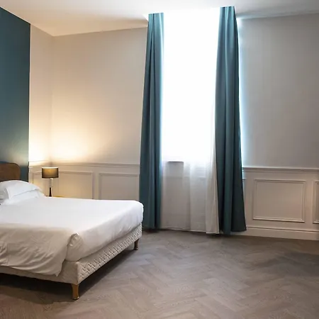 Hotel Royal 3*
